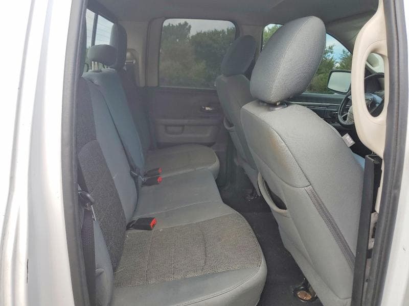 2017 RAM 1500 SLT 10