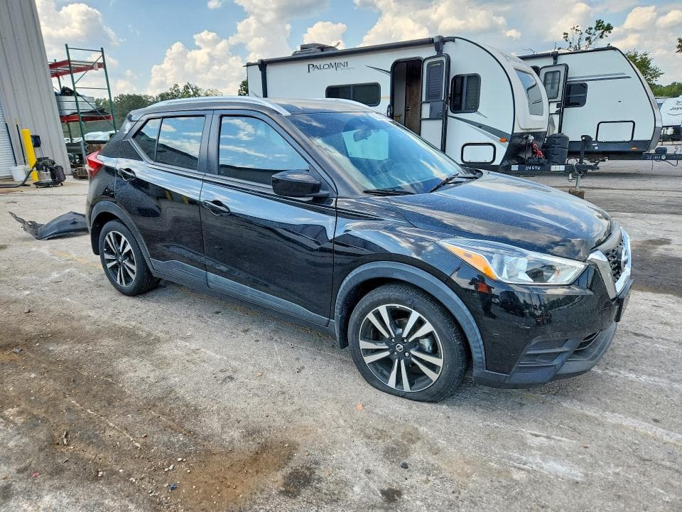 2020 NISSAN KICKS SV 4