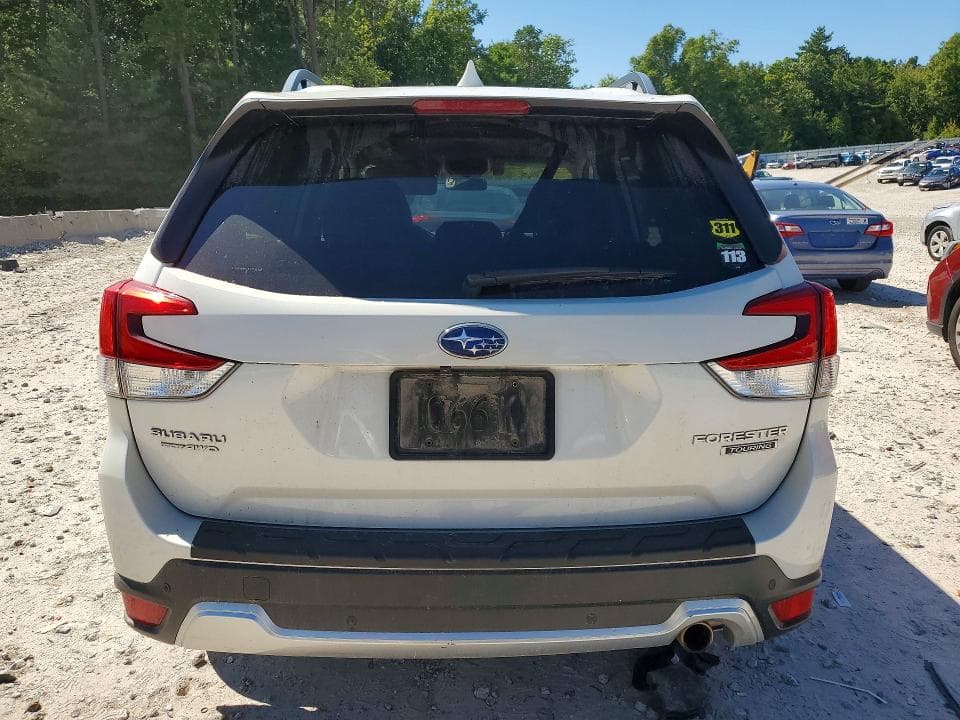 2019 SUBARU FORESTER 6