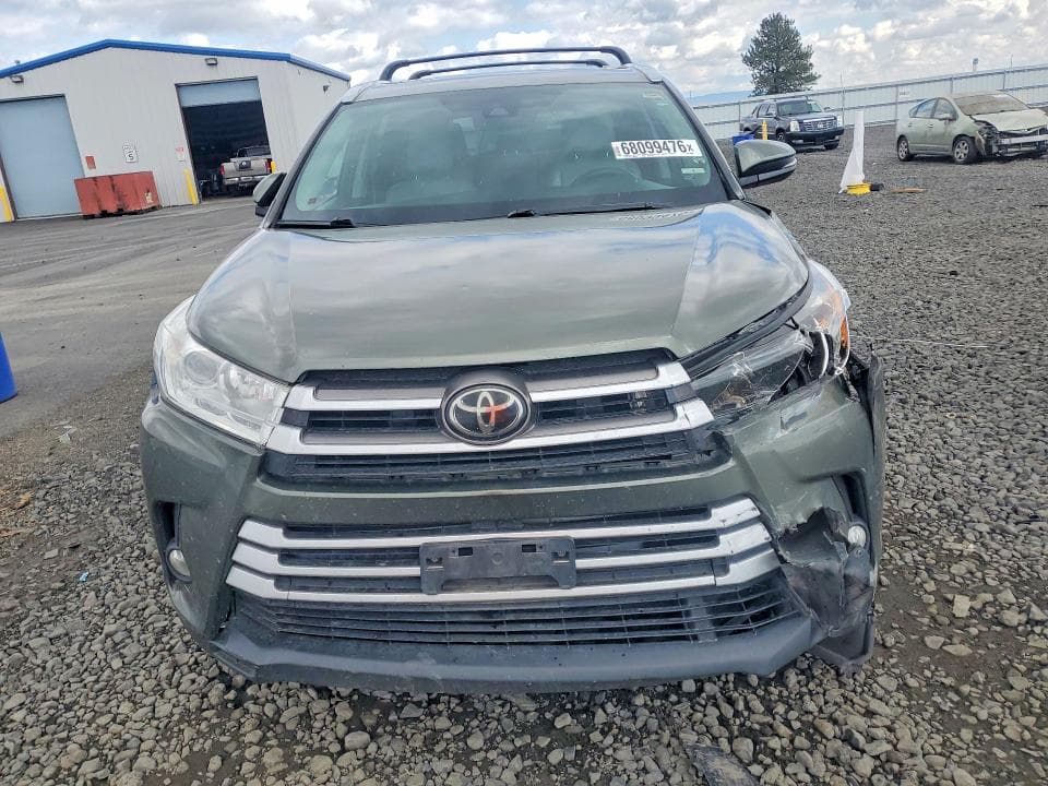 2017 TOYOTA HIGHLANDER XLE 5