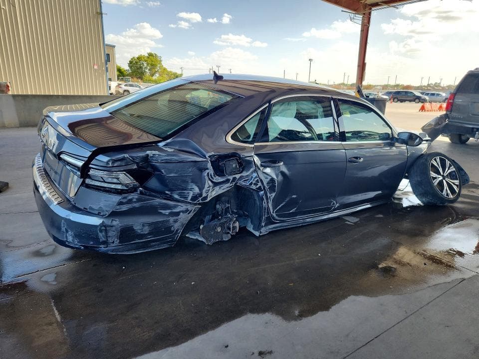 2021 VOLKSWAGEN PASSAT SE 3