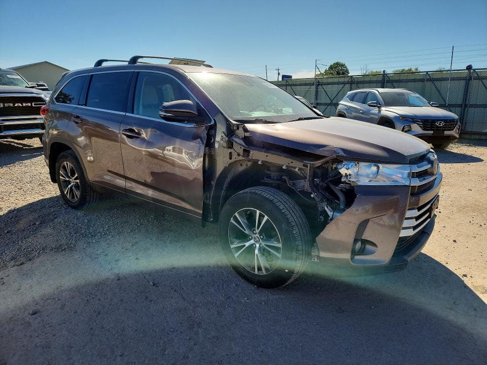 2018 TOYOTA HIGHLANDER LE PLUS 4