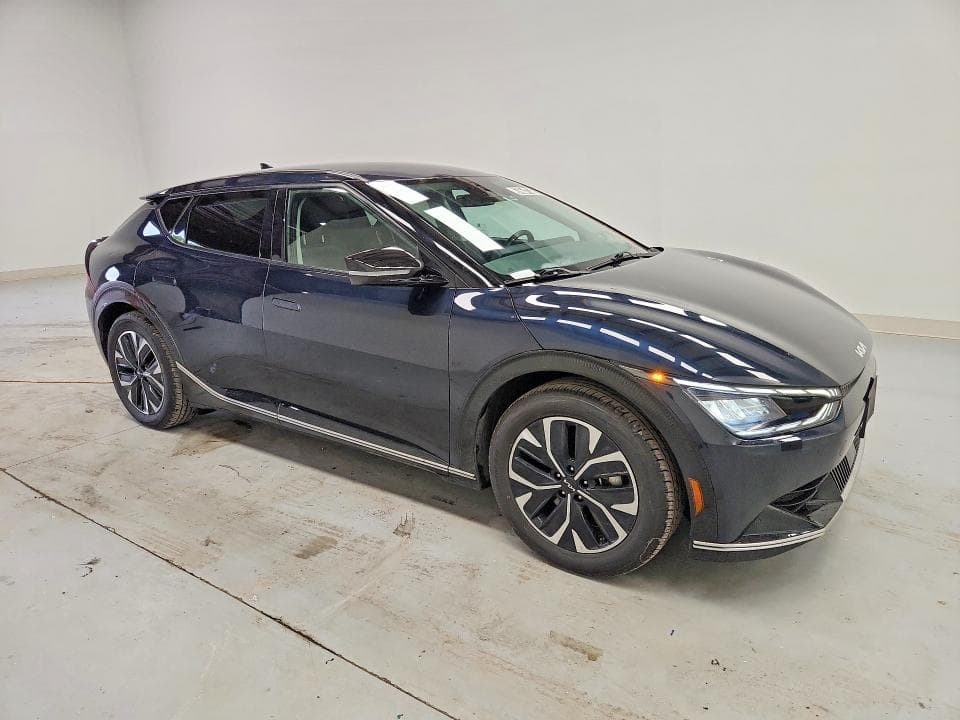 2023 KIA EV6 WIND 4
