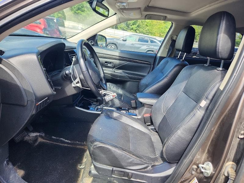 2017 MITSUBISHI OUTLANDER GT 7