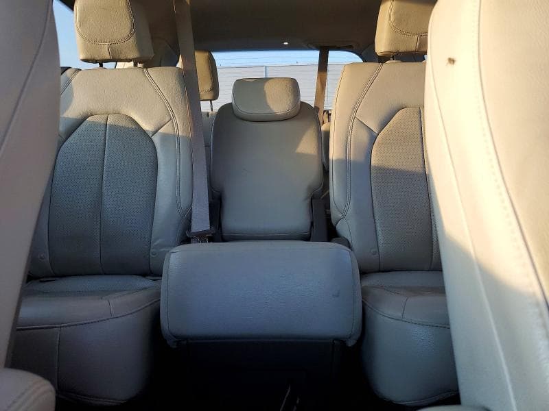 2020 CHRYSLER PACIFICA TOURING L 10