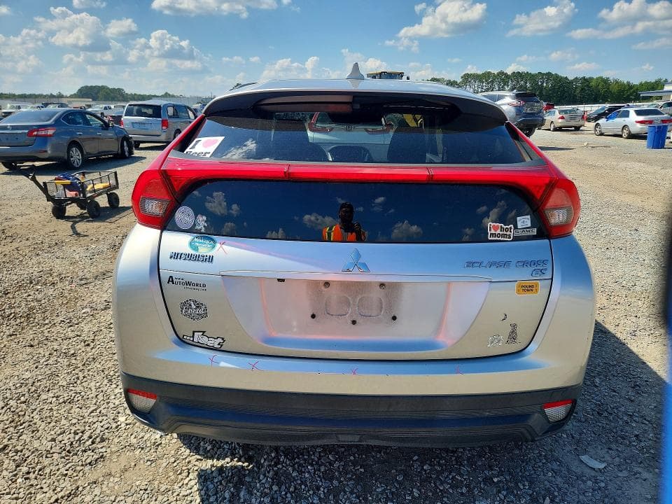 2019 MITSUBISHI ECLIPSE CROSS ES 6