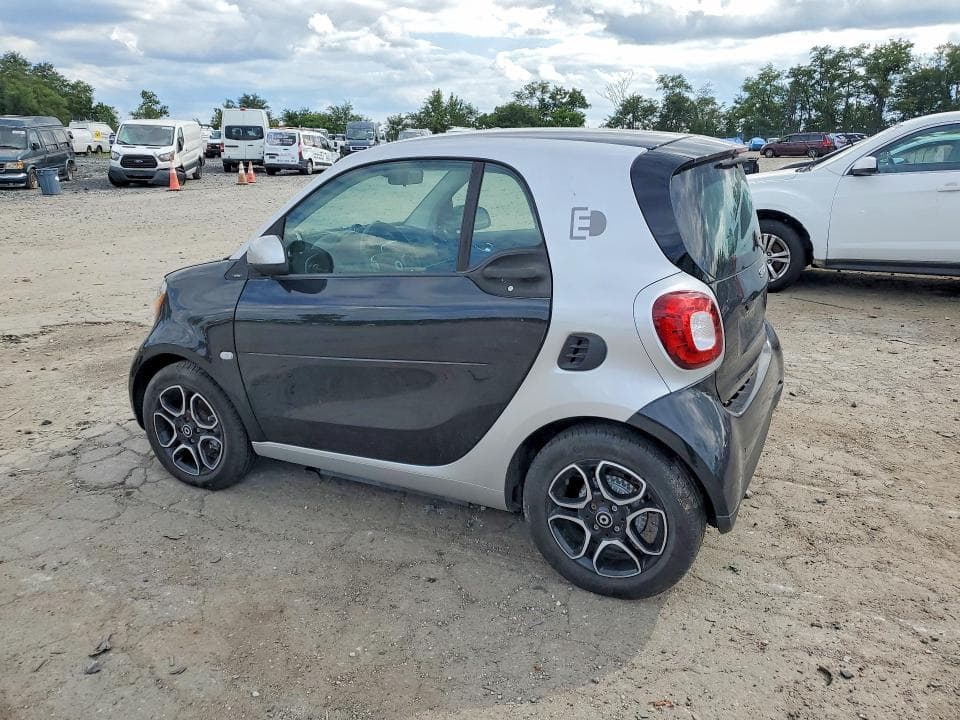 2017 SMART FORTWO 2