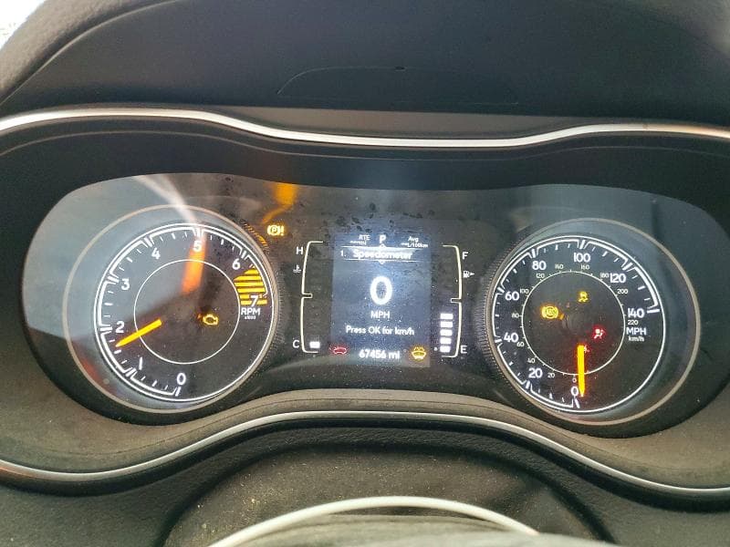 2019 JEEP CHEROKEE LATITUDE PLUS 9