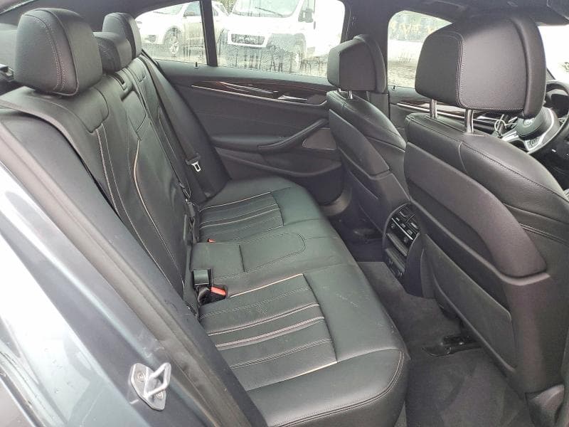 2018 BMW M550XI 10