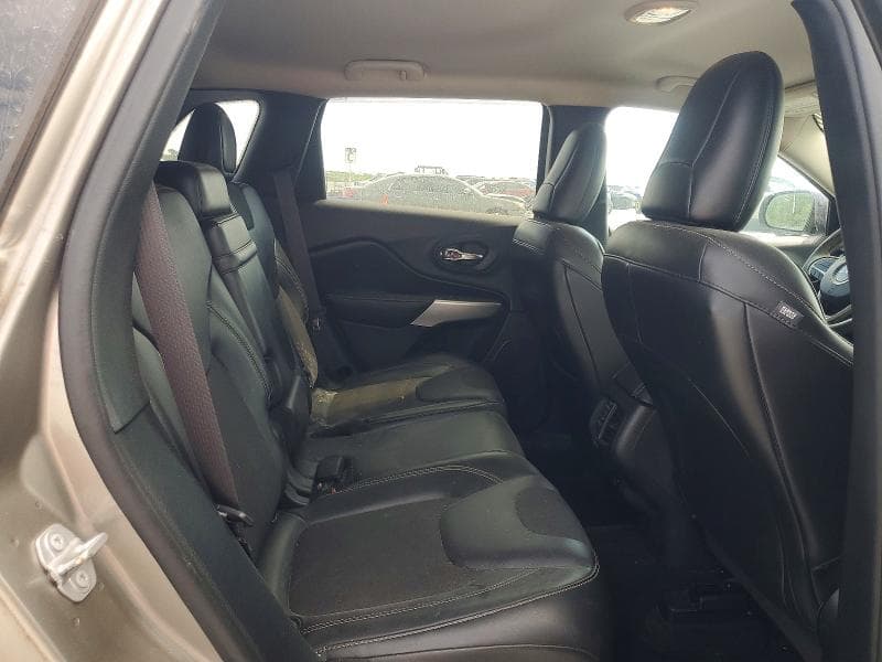 2018 JEEP CHEROKEE LATITUDE PLUS 11