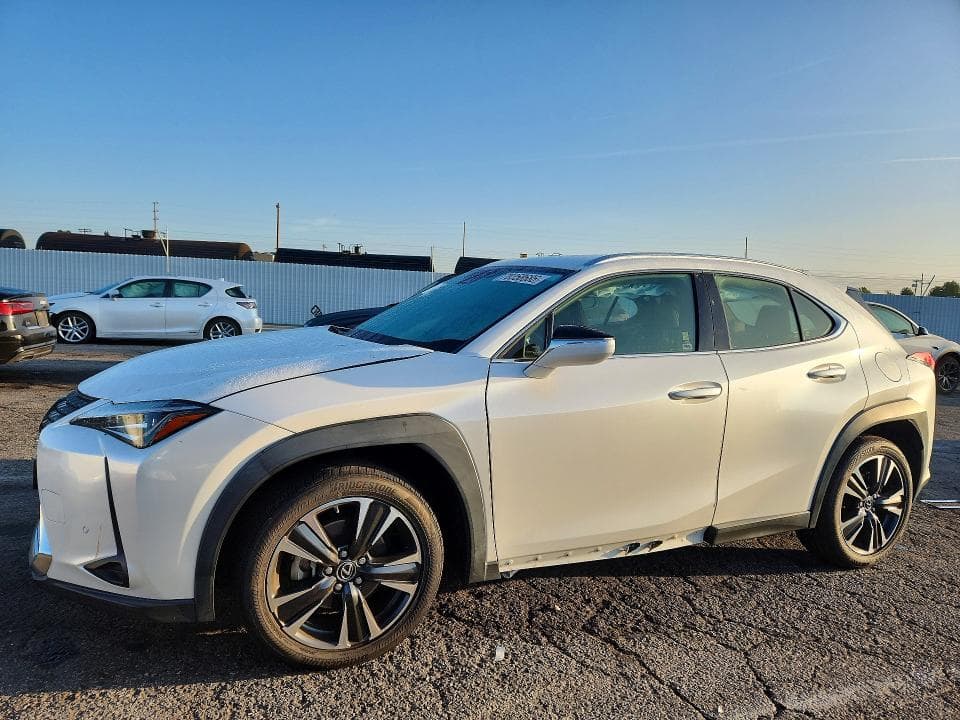 2021 LEXUS UX 200