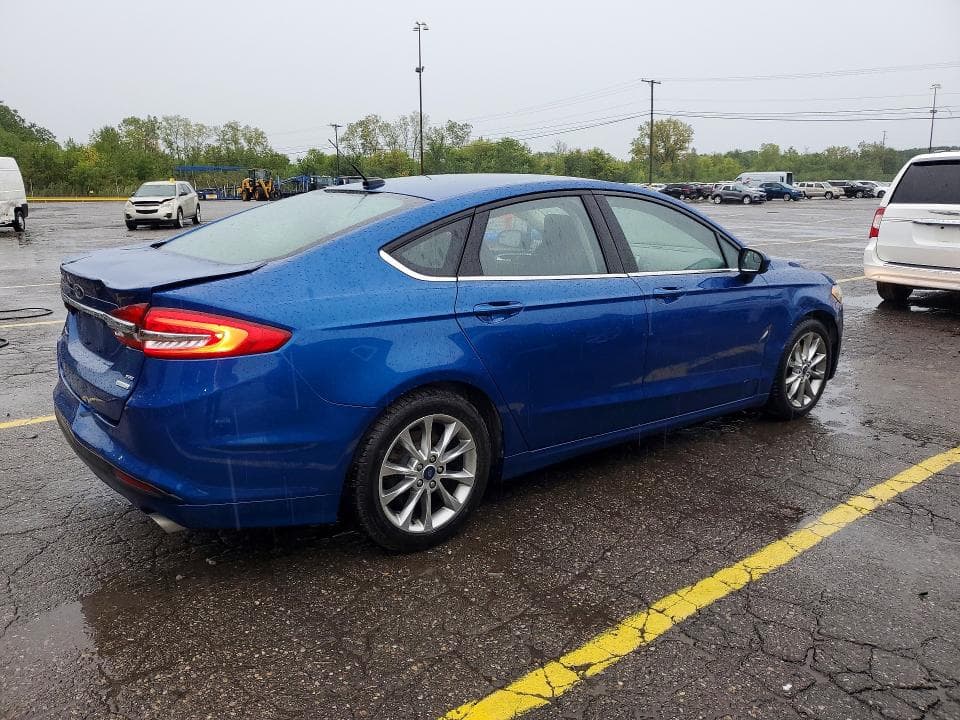 2017 FORD FUSION SE 3
