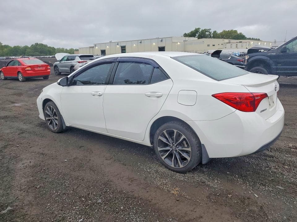 2017 TOYOTA COROLLA SE 2