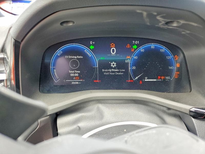 2025 TOYOTA CAMRY XSE 9
