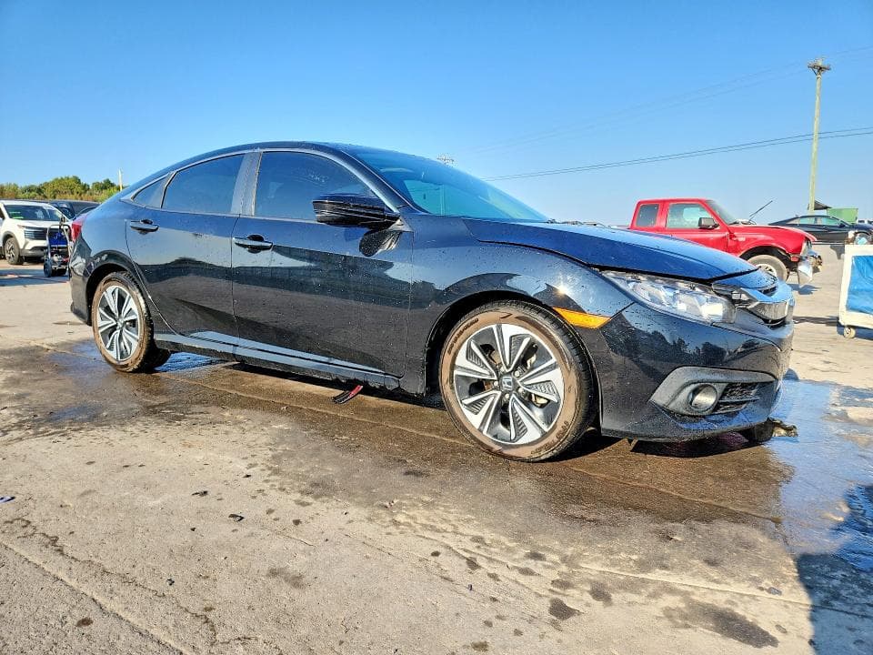 2017 HONDA CIVIC EXL 4
