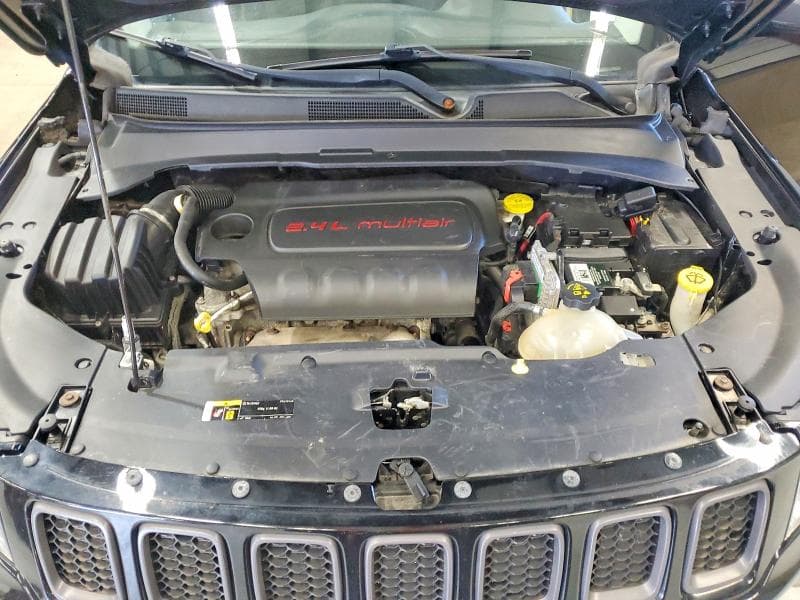 2018 JEEP COMPASS TRAILHAWK 12