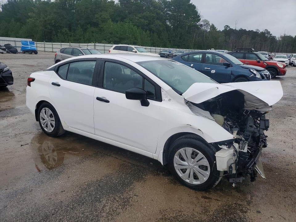 2020 NISSAN VERSA S 4