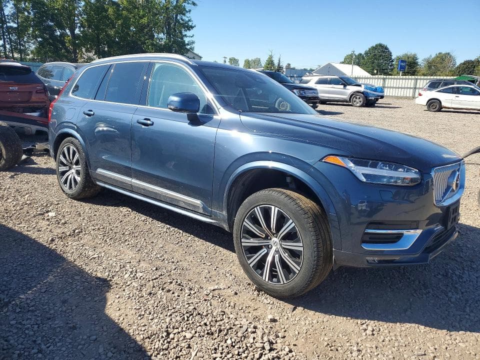 2025 VOLVO XC90 CORE 4