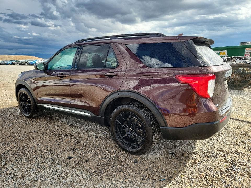 2020 FORD EXPLORER XLT 2