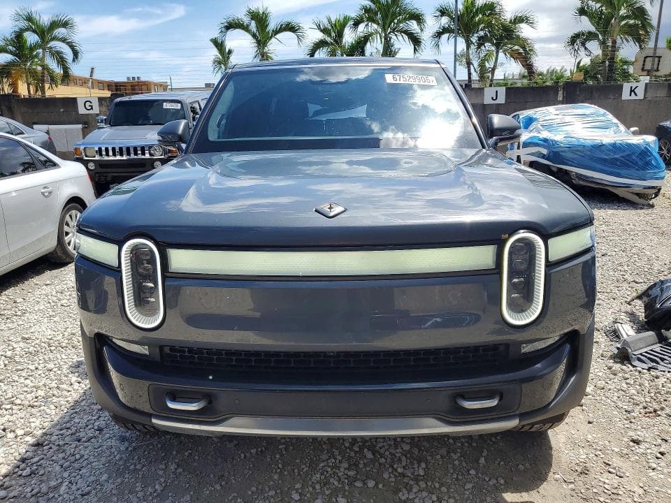 2024 RIVIAN R1S ADVENTURE 5