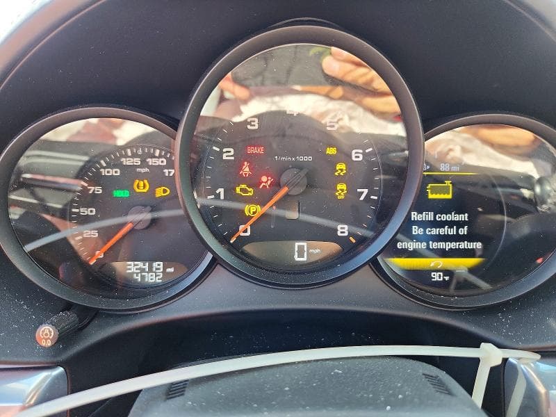 2019 PORSCHE CAYMAN BASE 9