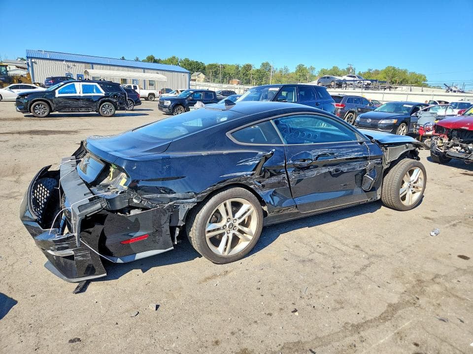 2021 FORD MUSTANG 3