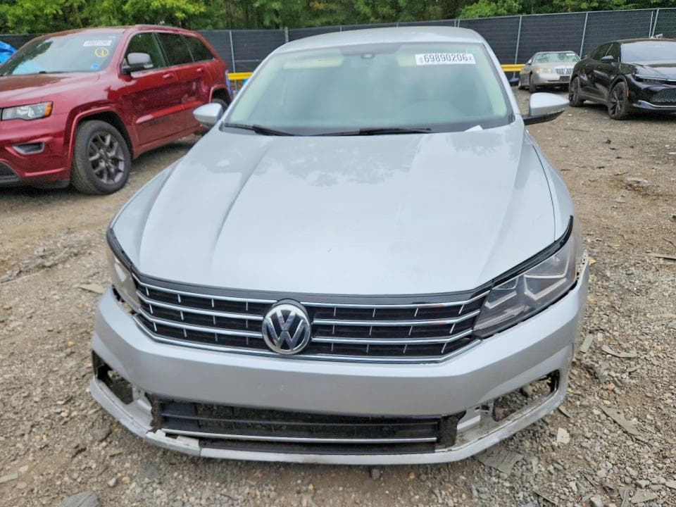 2017 VOLKSWAGEN PASSAT S 5