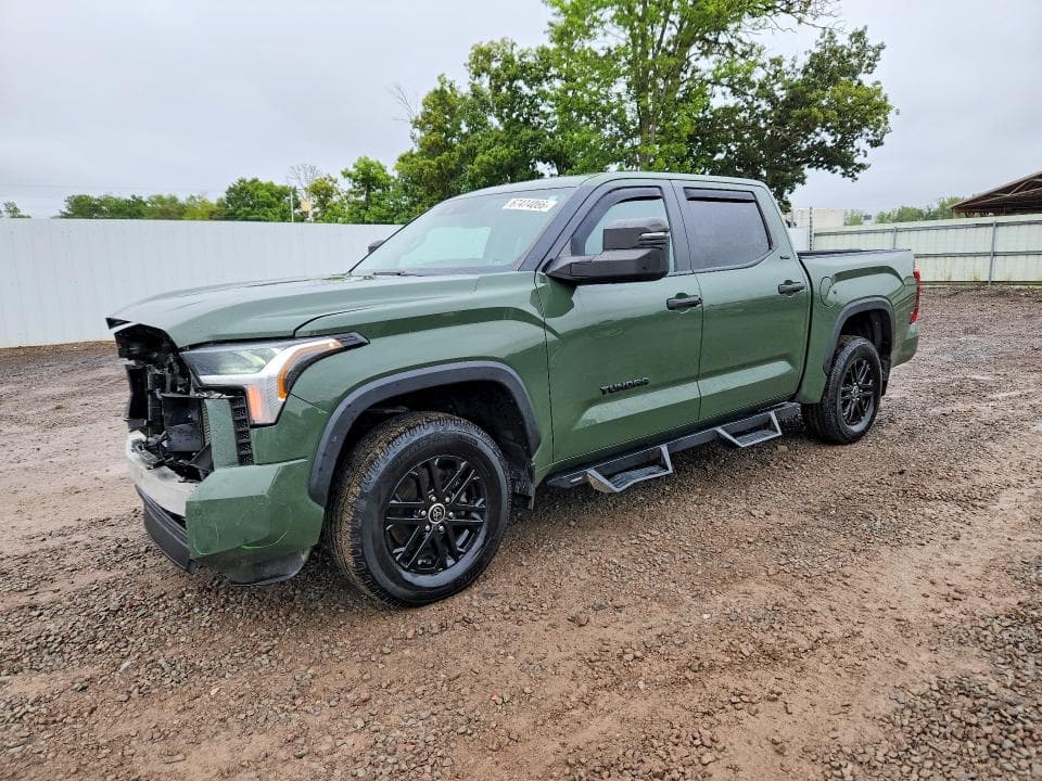 2022 TOYOTA TUNDRA SR5