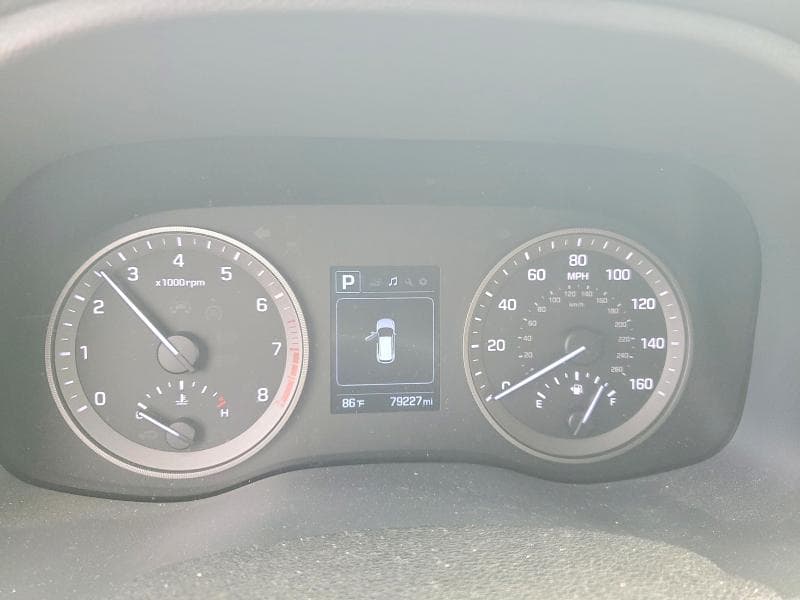 2017 HYUNDAI TUCSON SE 9