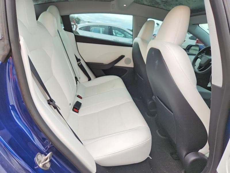 2024 TESLA MODEL 3 10