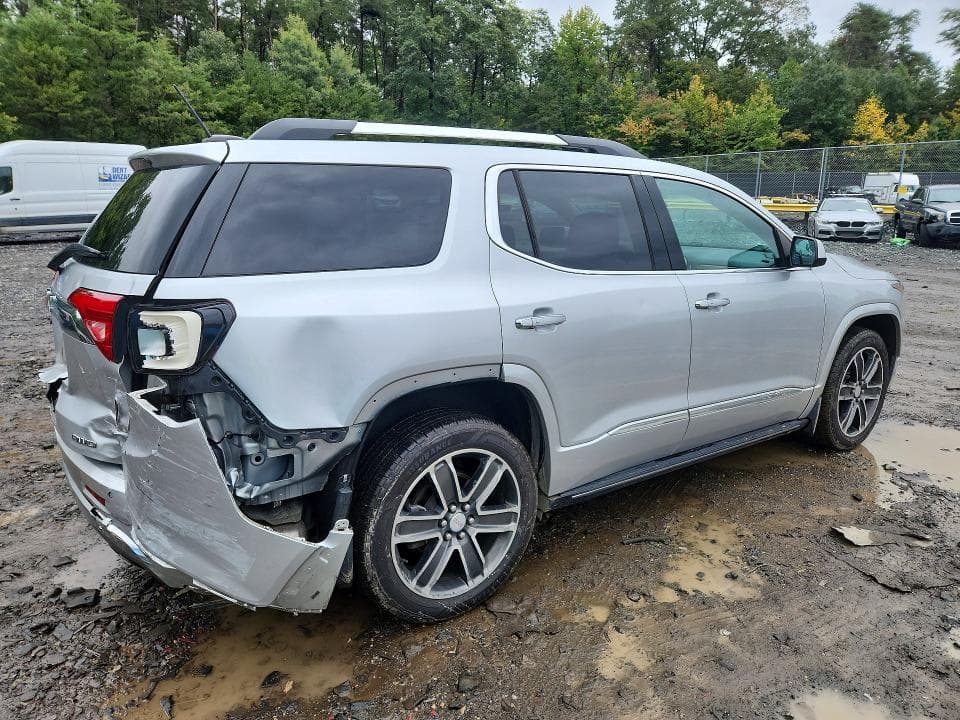 2018 GMC ACADIA DENALI 3