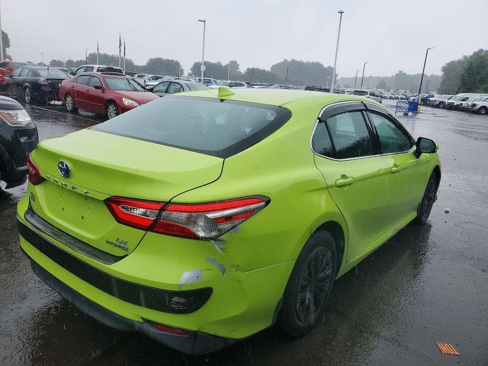 2020 TOYOTA CAMRY 3
