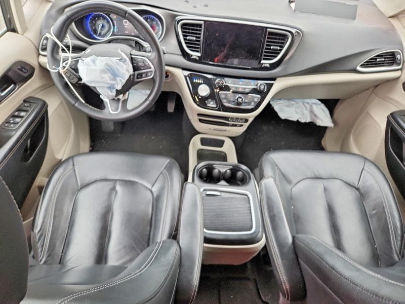 2022 CHRYSLER PACIFICA TOURING L 8