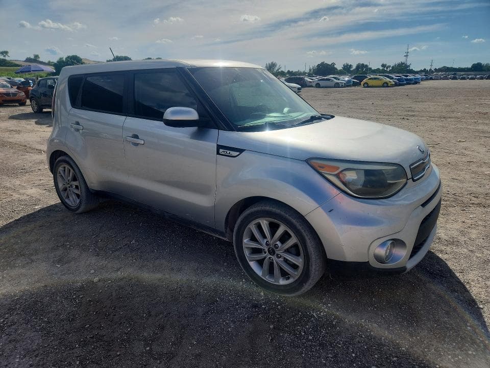 2019 KIA SOUL + 4