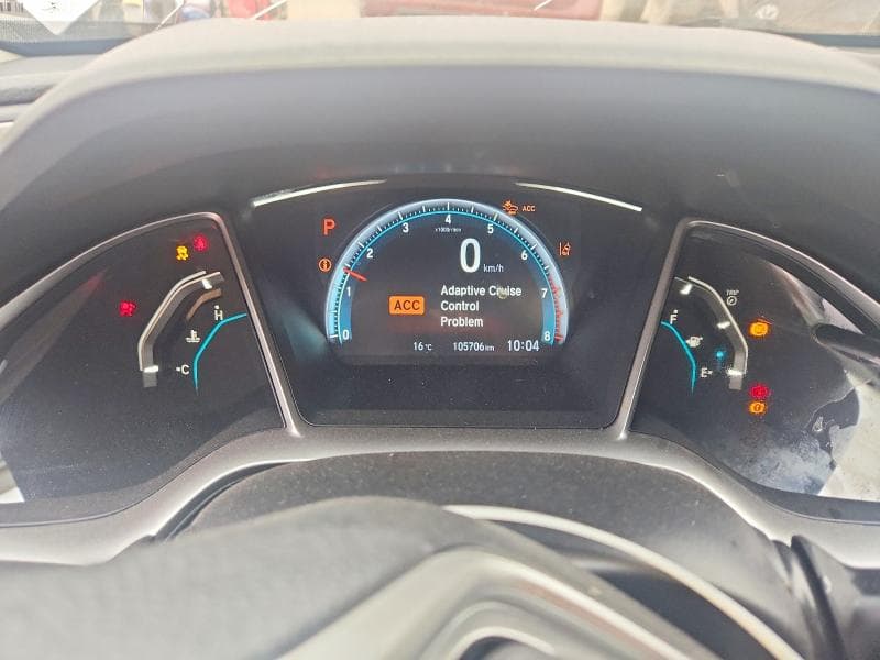 2018 HONDA CIVIC EX 9