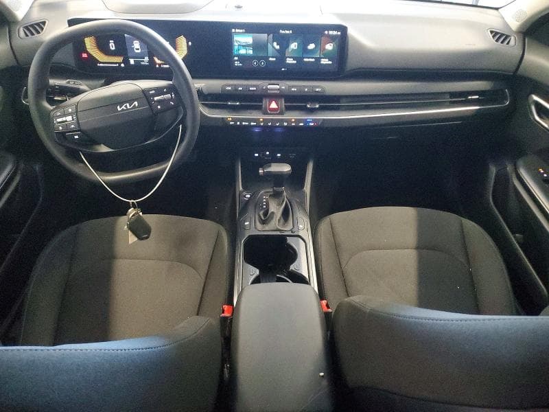2026 KIA K4 LXS 8