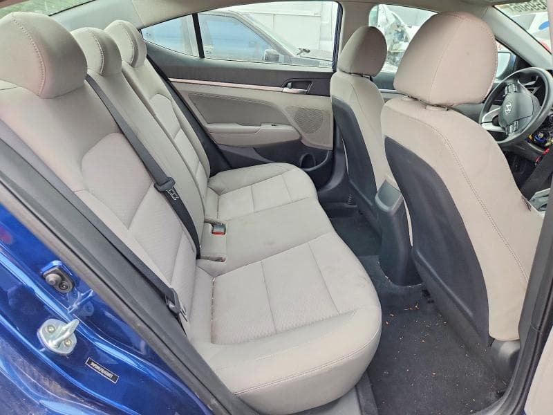 2020 HYUNDAI ELANTRA SEL 10