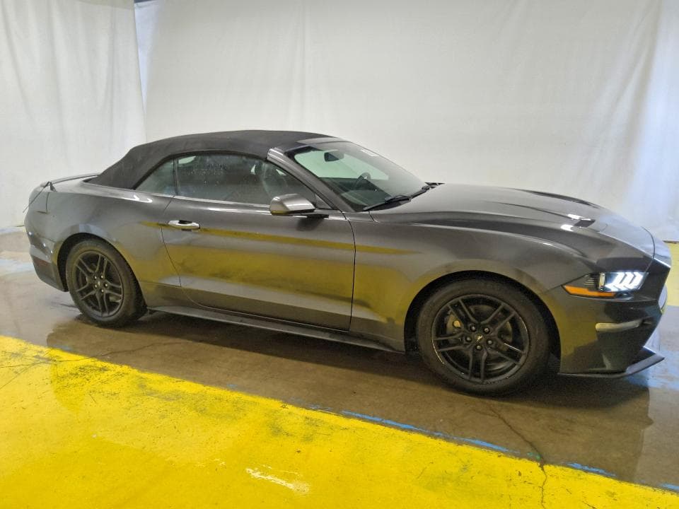 2018 FORD MUSTANG 4