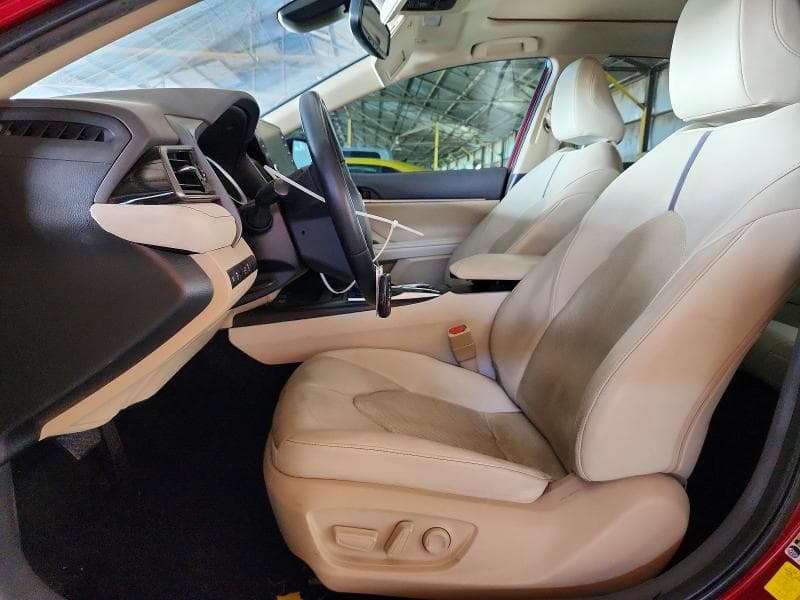2022 TOYOTA CAMRY XLE 7