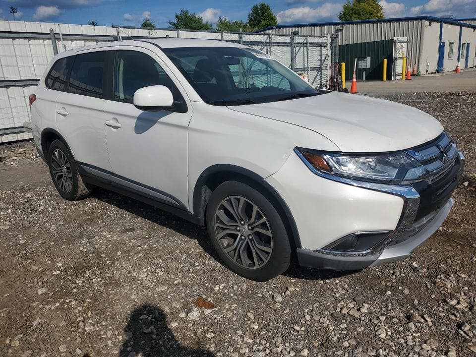 2017 MITSUBISHI OUTLANDER ES 4
