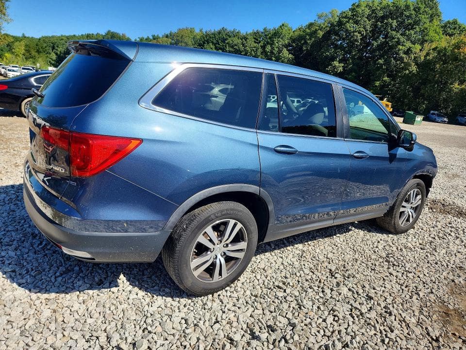 2017 HONDA PILOT EX 3