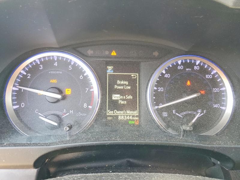 2018 TOYOTA HIGHLANDER SE 9