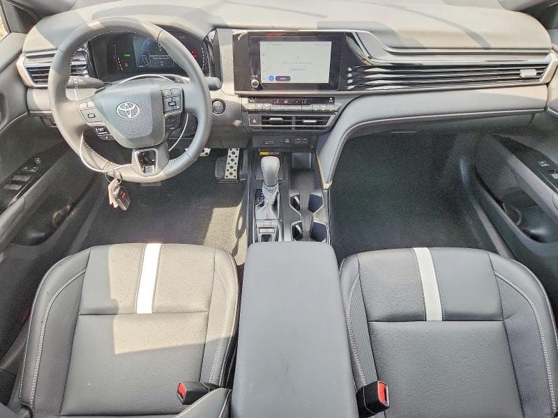 2026 TOYOTA CAMRY SE 8