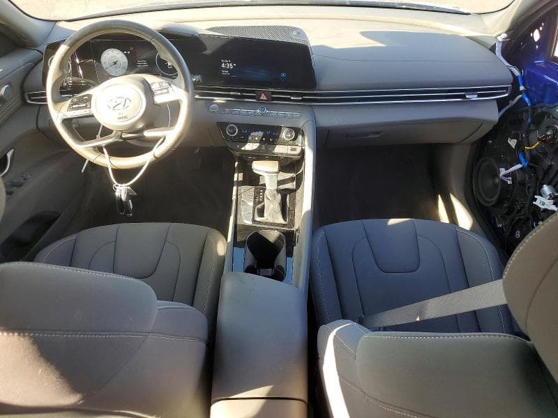 2023 HYUNDAI ELANTRA SEL 8
