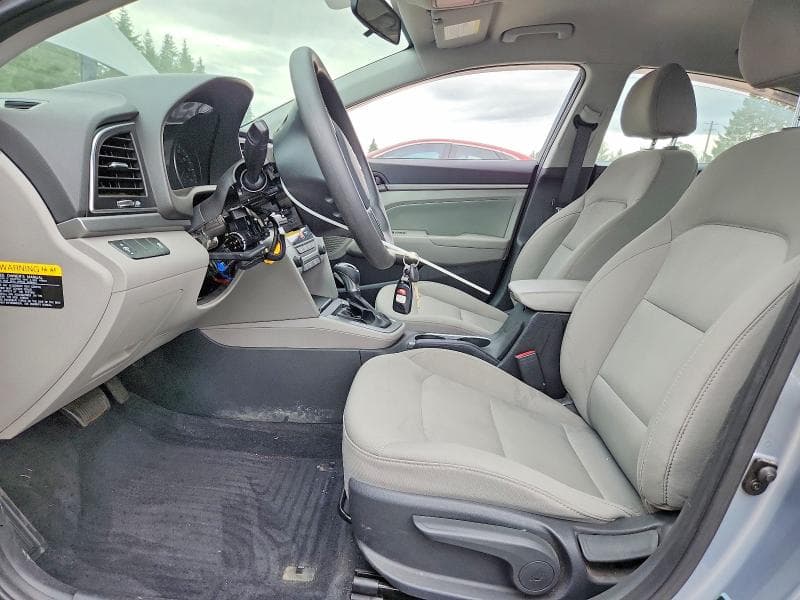 2017 HYUNDAI ELANTRA SE 7