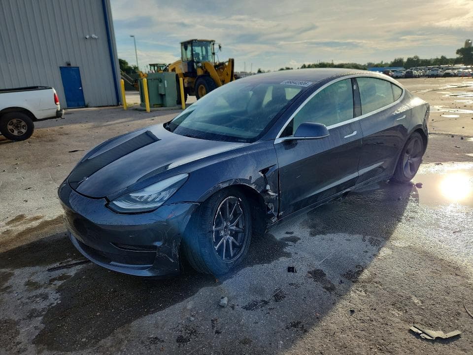 2020 TESLA MODEL 3 - 1