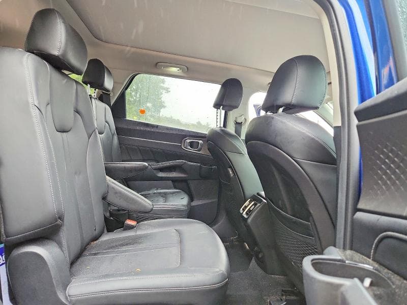 2023 KIA SORENTO SX 11
