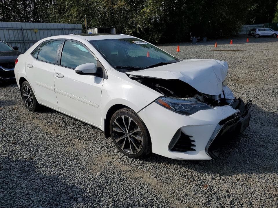 2018 TOYOTA COROLLA SE 4