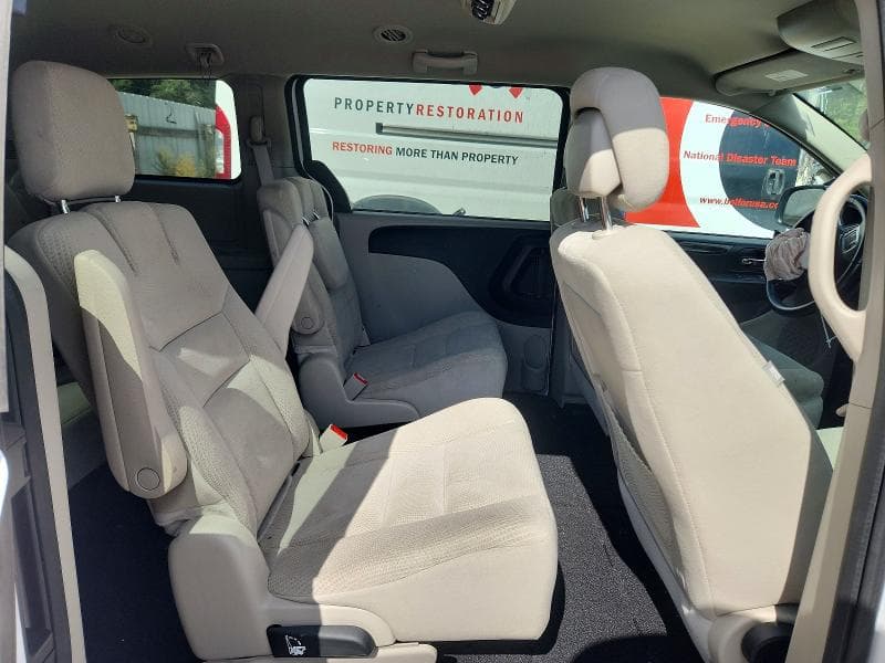 2017 DODGE GRAND CARAVAN SE 11