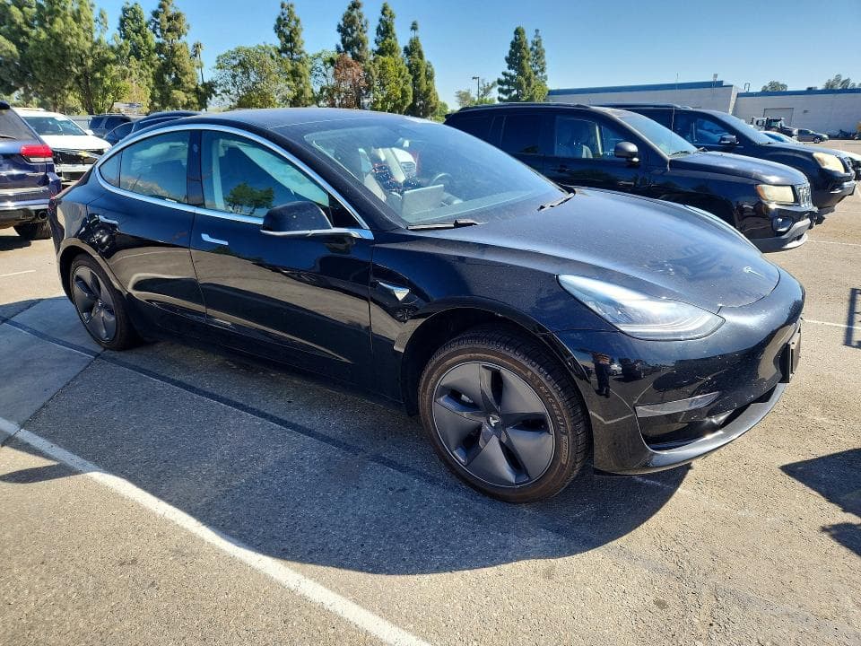 2019 TESLA MODEL 3 4